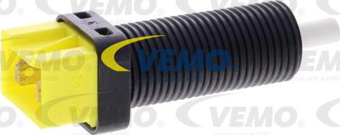 Vemo V46-73-0062 - Switch, clutch control (cruise control) europarts.cy